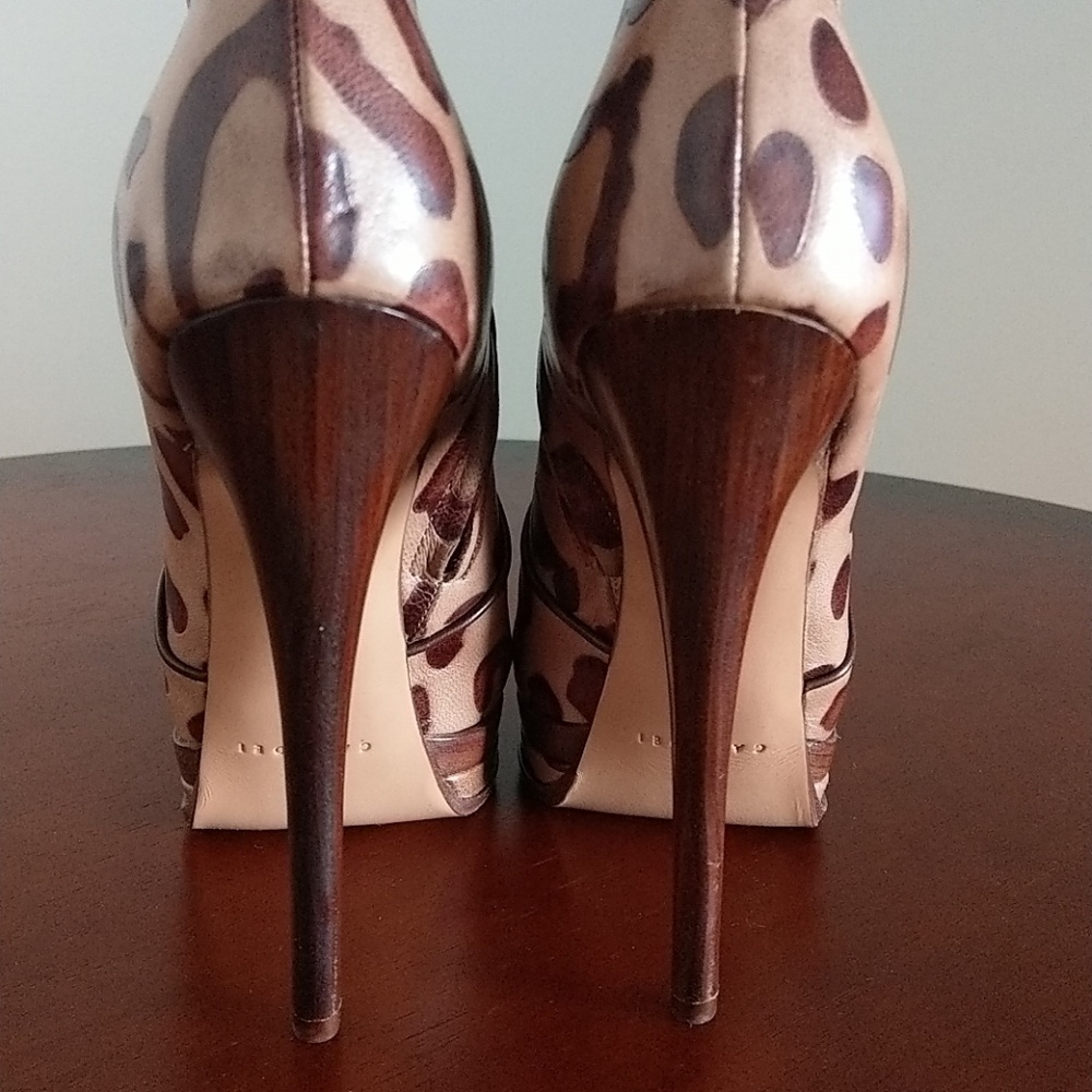 Ankle Boots - Picture 4 of 6